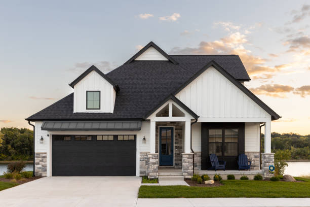 Best Solar Panel Roofing Installation  in Mission, TX
